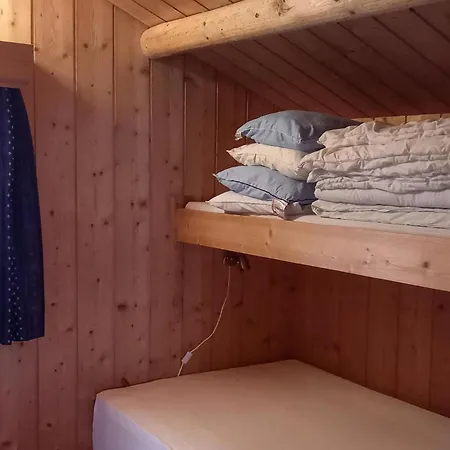 2 Bedroom Cozy In *